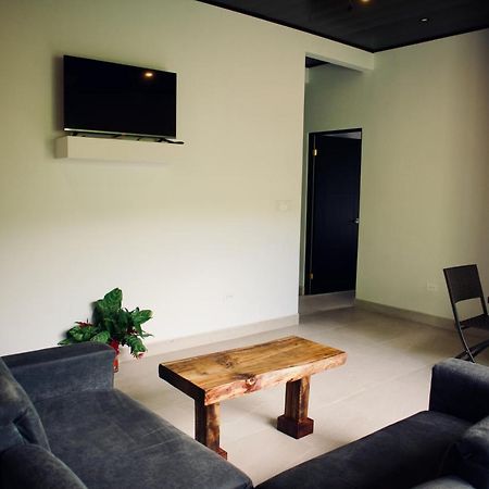 Jungle Home With King Beds -5 Minutes From The Beach Uvita Extérieur photo