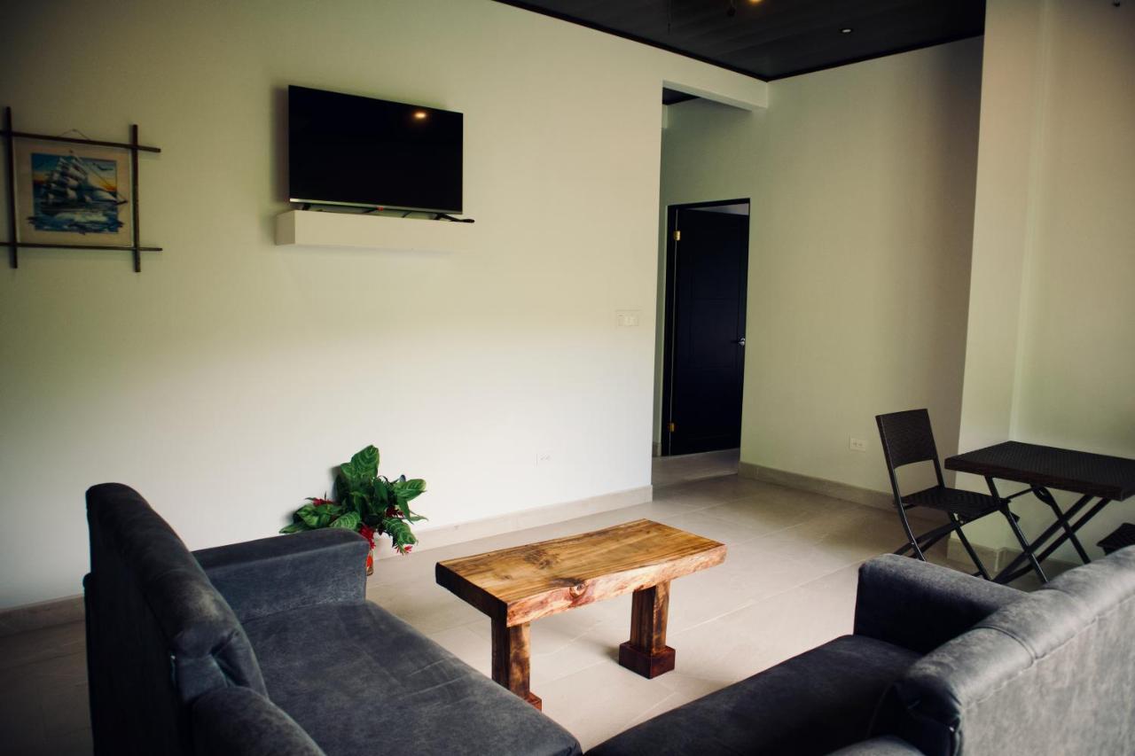 Jungle Home With King Beds -5 Minutes From The Beach Uvita Extérieur photo